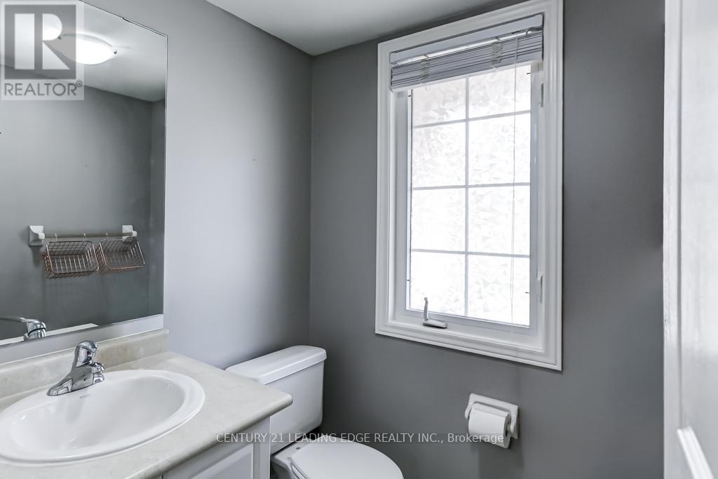 28 Charles Sturdy Road, Markham, Ontario  L6C 3E8 - Photo 22 - N12508508