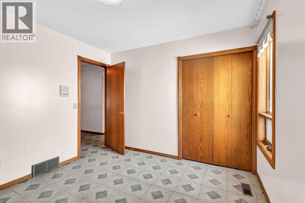 125 Edgebrook Road Nw, Calgary, Alberta  T3A 4N3 - Photo 25 - A2268445