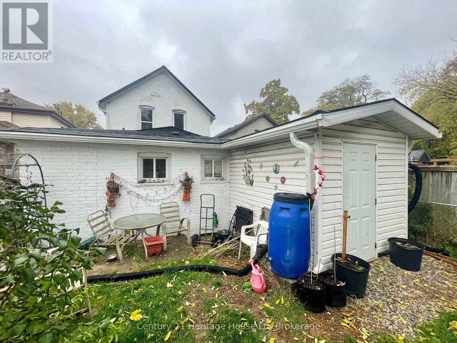 205 William Street, Brantford, Ontario  N3T 3L6 - Photo 13 - X12497524