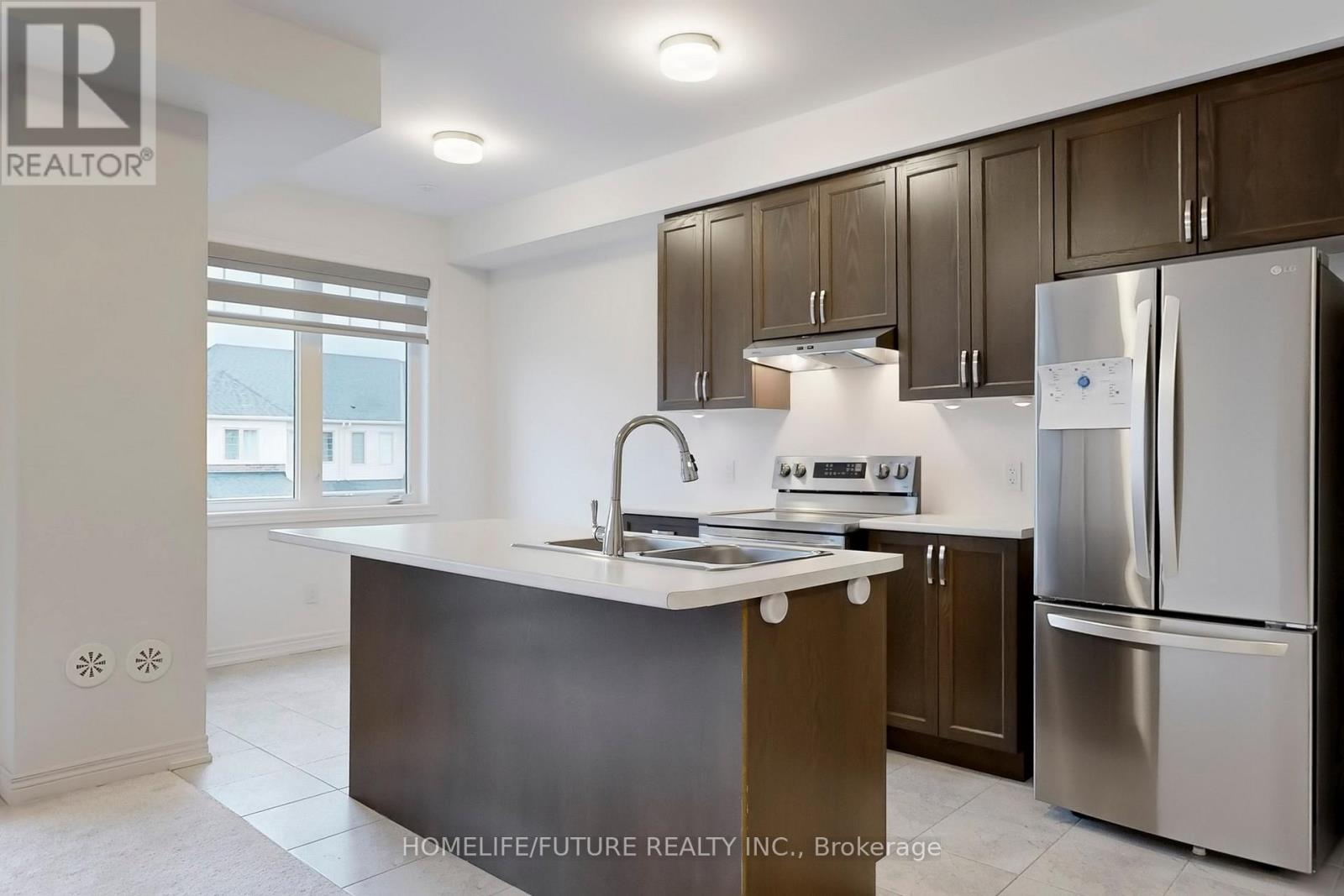 2015 Cameron Lott Crescent, Oshawa, Ontario  L1L 0S1 - Photo 15 - E12503954