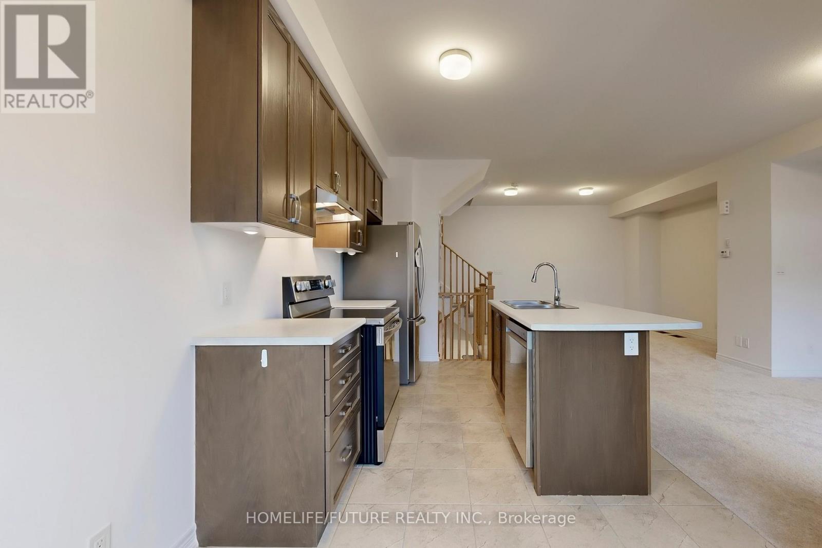 2015 Cameron Lott Crescent, Oshawa, Ontario  L1L 0S1 - Photo 16 - E12503954