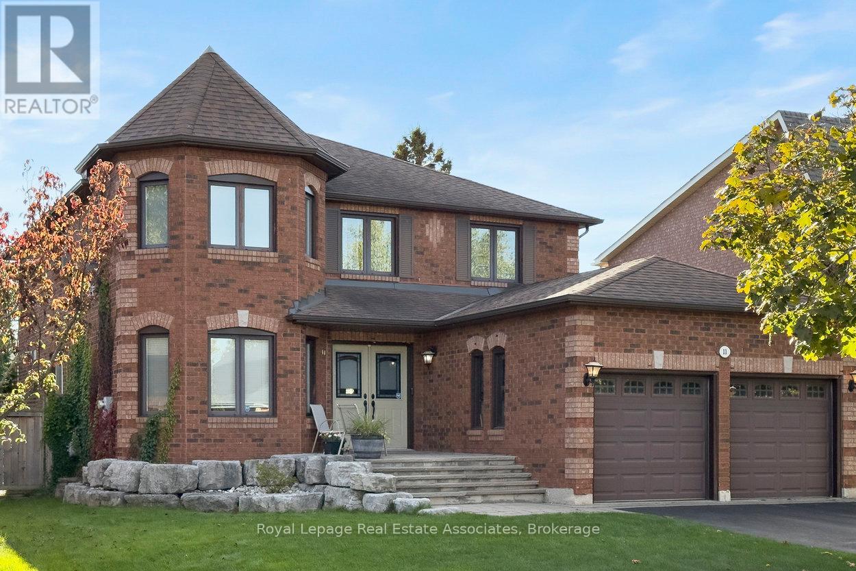 11 Craig Crescent, Halton Hills, Ontario  L7G 5K2 - Photo 2 - W12508184