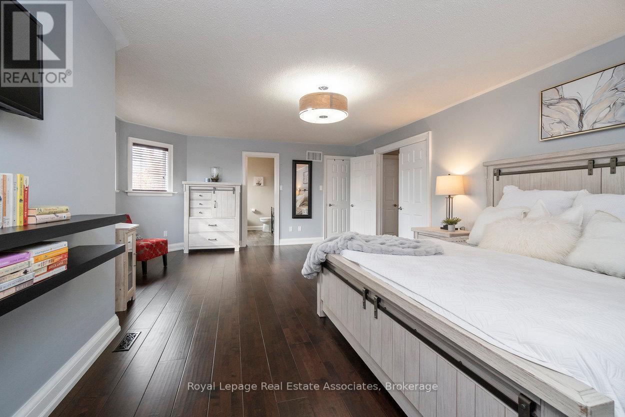 11 Craig Crescent, Halton Hills, Ontario  L7G 5K2 - Photo 22 - W12508184