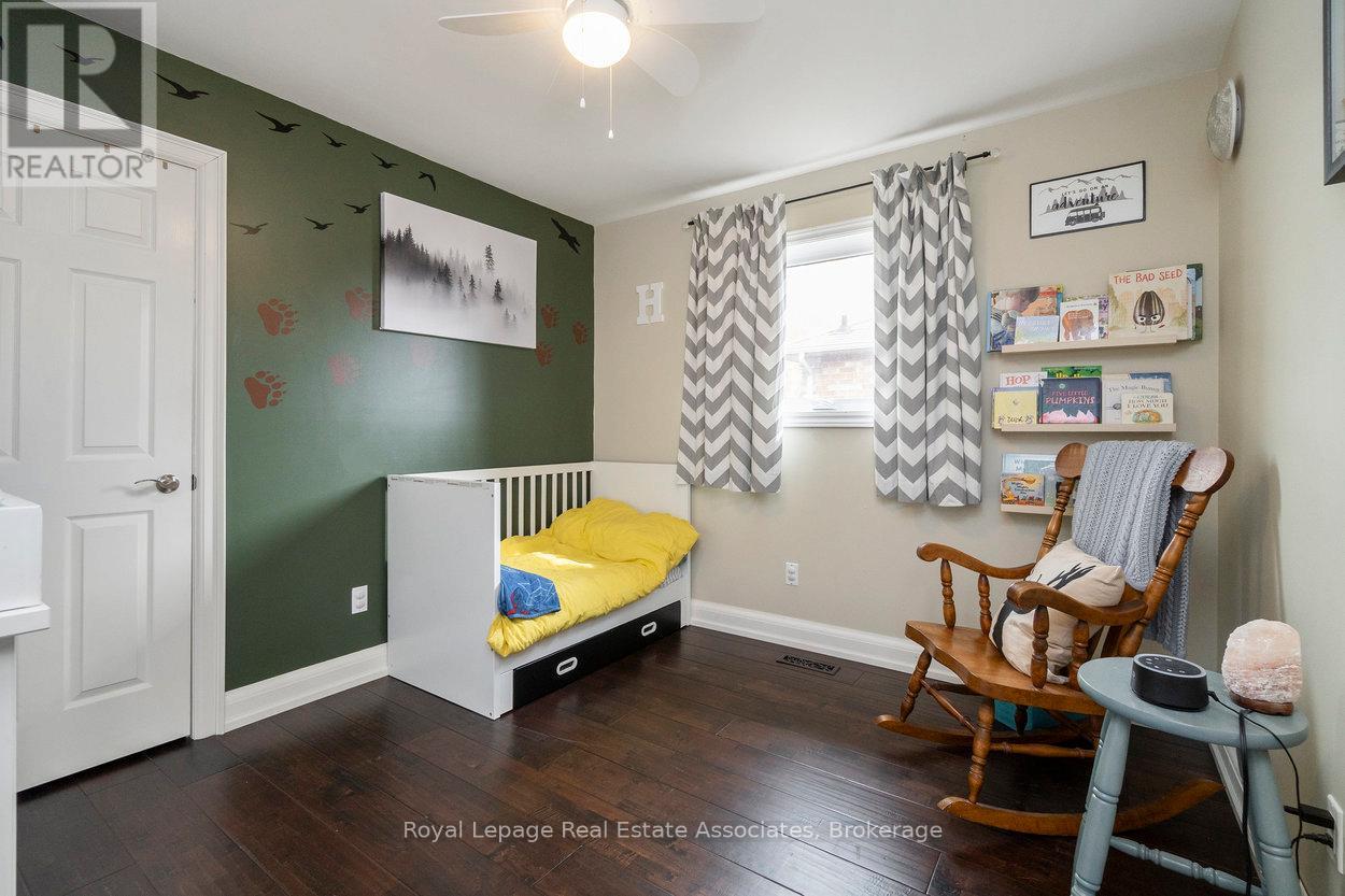 11 Craig Crescent, Halton Hills, Ontario  L7G 5K2 - Photo 27 - W12508184