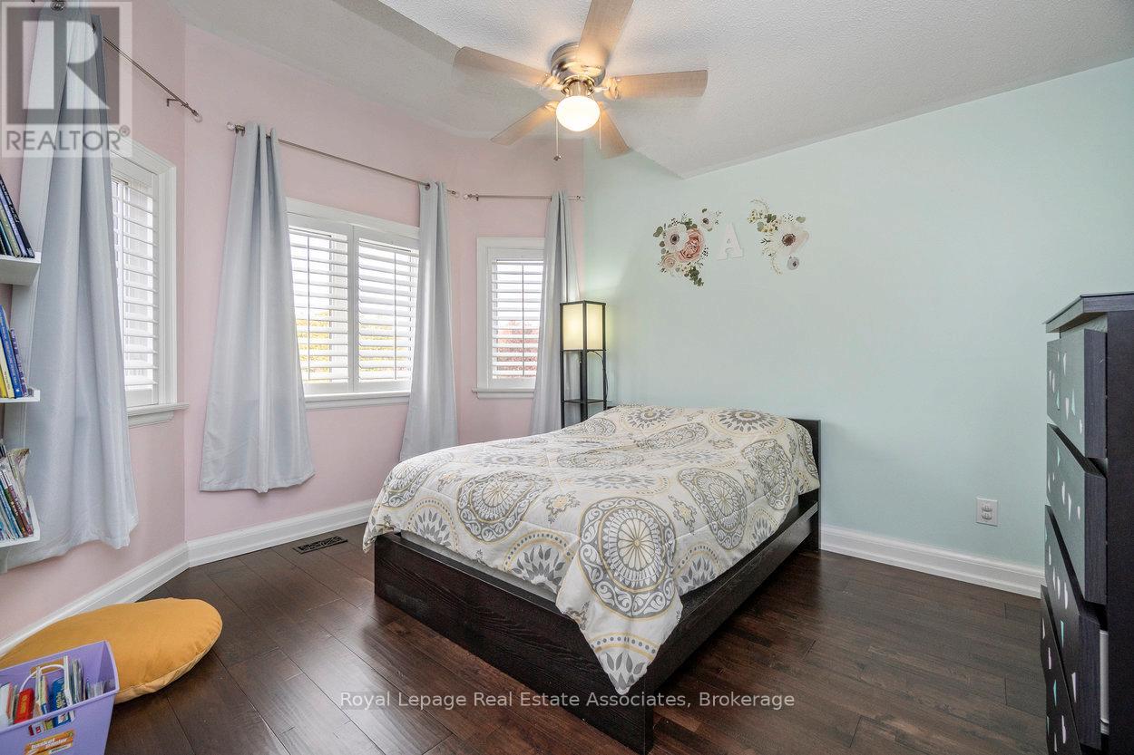 11 Craig Crescent, Halton Hills, Ontario  L7G 5K2 - Photo 32 - W12508184