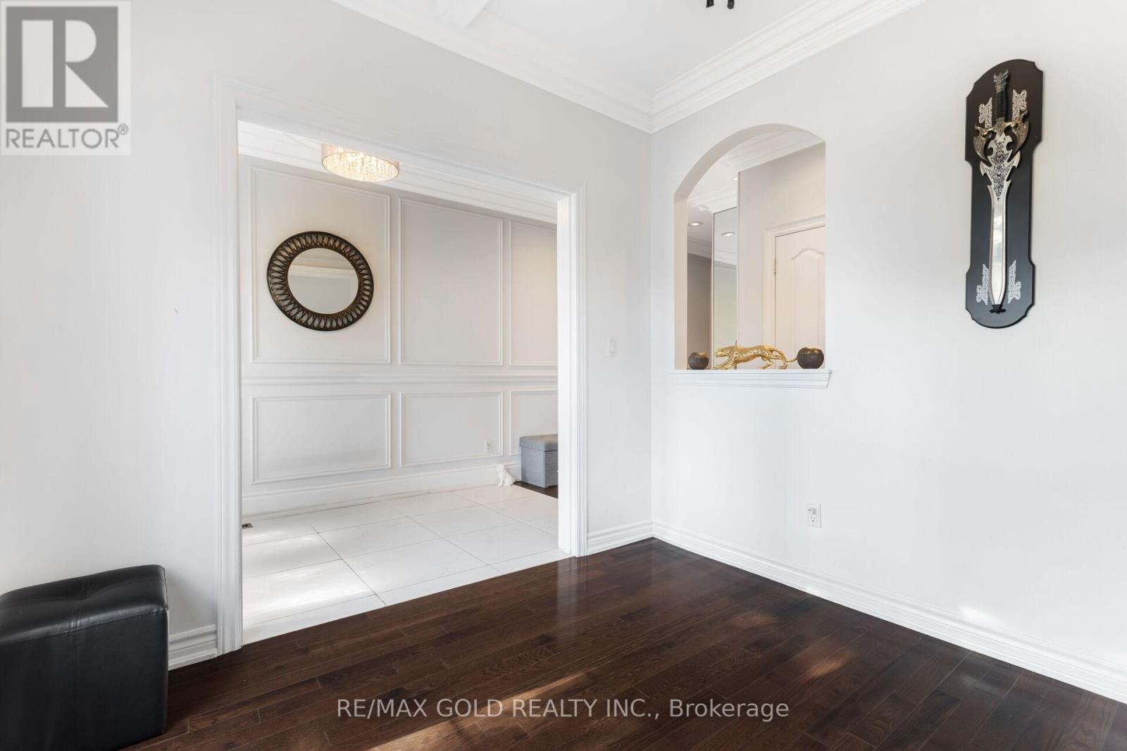 15 Smoothrock Trail W, Brampton, Ontario  L6R 0S5 - Photo 10 - W12508200