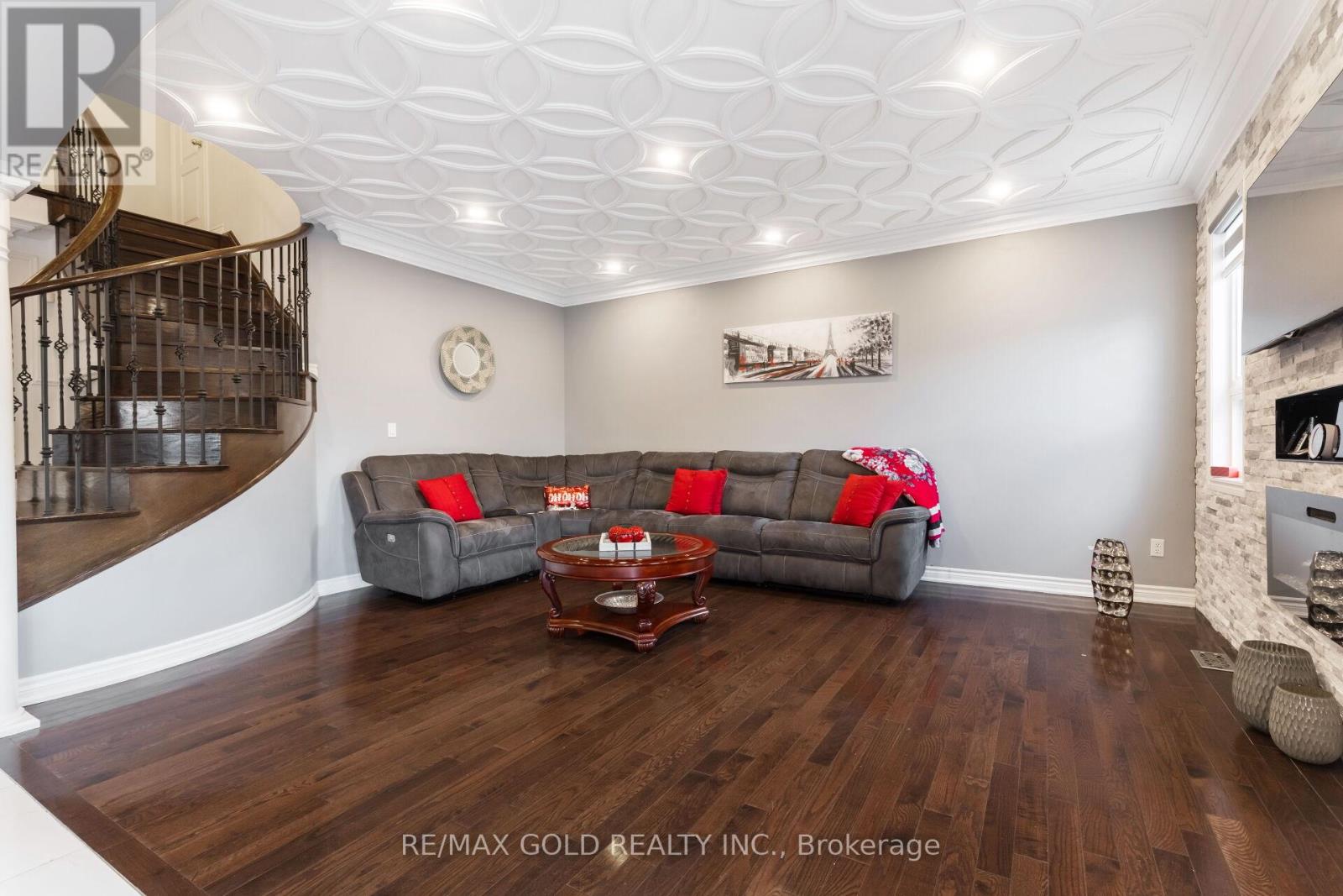 15 Smoothrock Trail W, Brampton, Ontario  L6R 0S5 - Photo 20 - W12508200