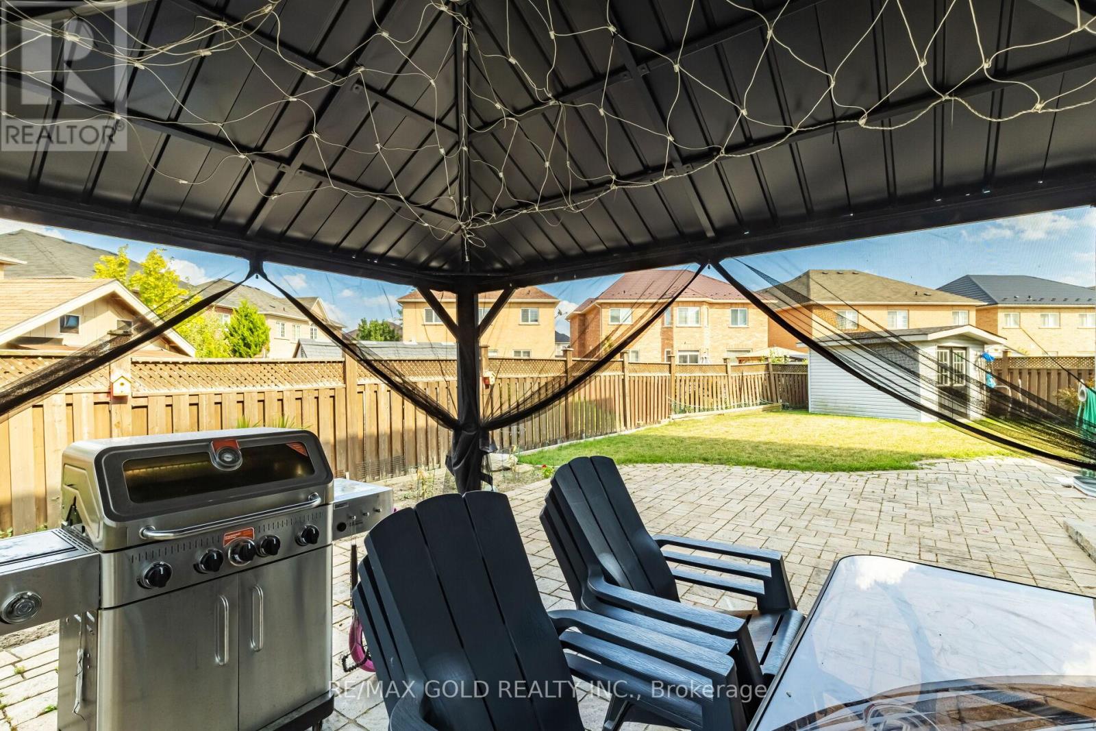 15 Smoothrock Trail W, Brampton, Ontario  L6R 0S5 - Photo 50 - W12508200