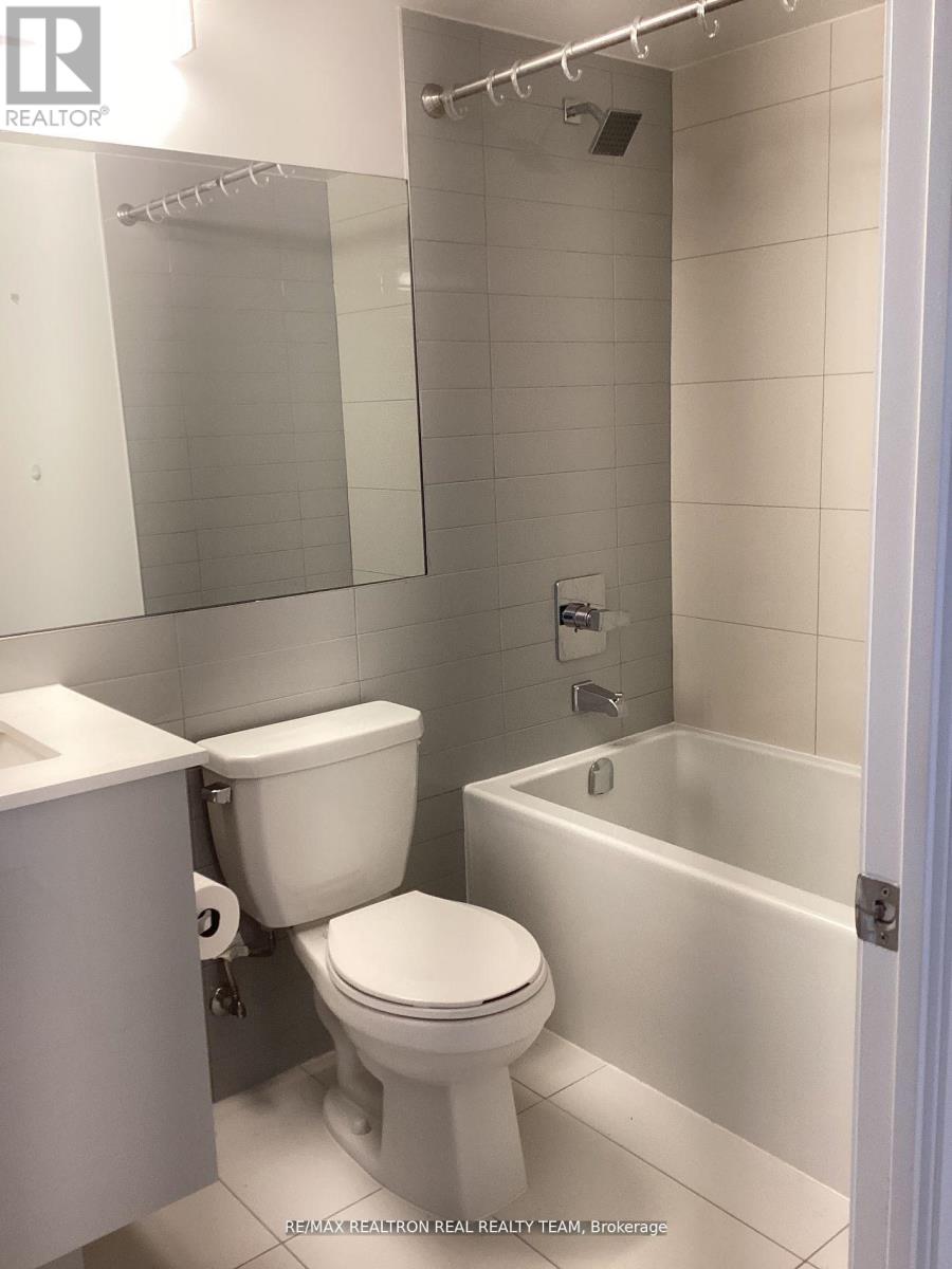 1404 - 30 Gibbs Road, Toronto, Ontario  M9B 0E4 - Photo 13 - W12508222