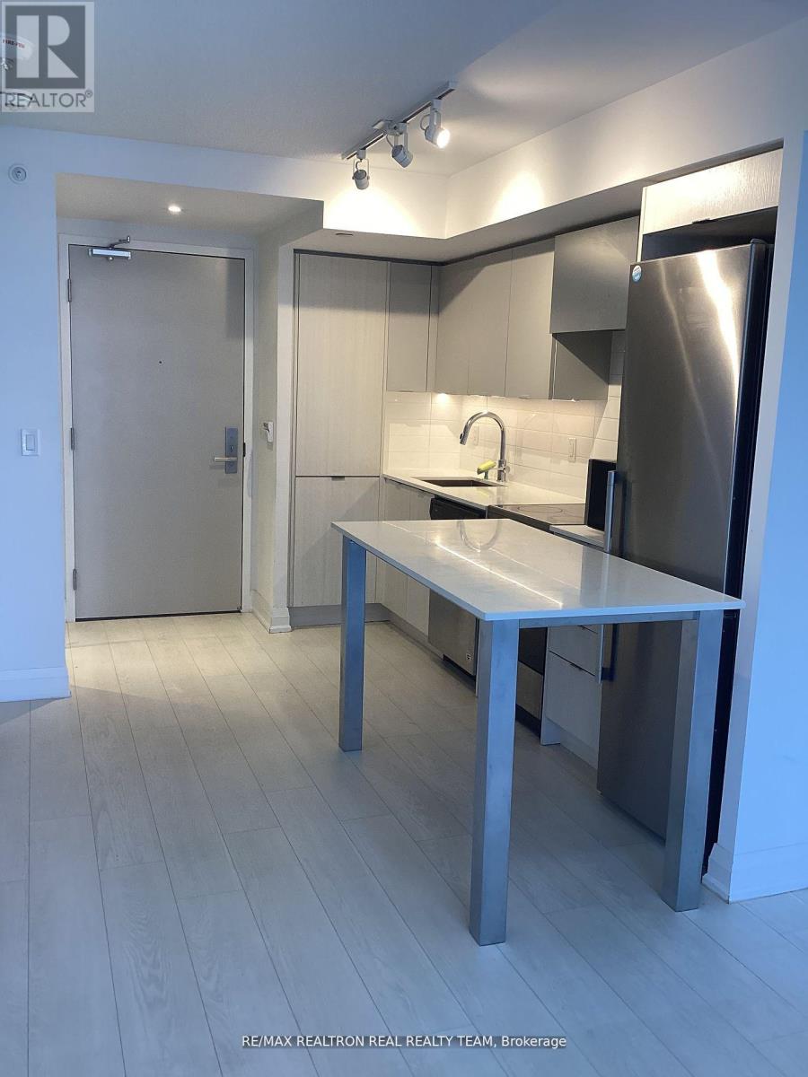 1404 - 30 Gibbs Road, Toronto, Ontario  M9B 0E4 - Photo 7 - W12508222