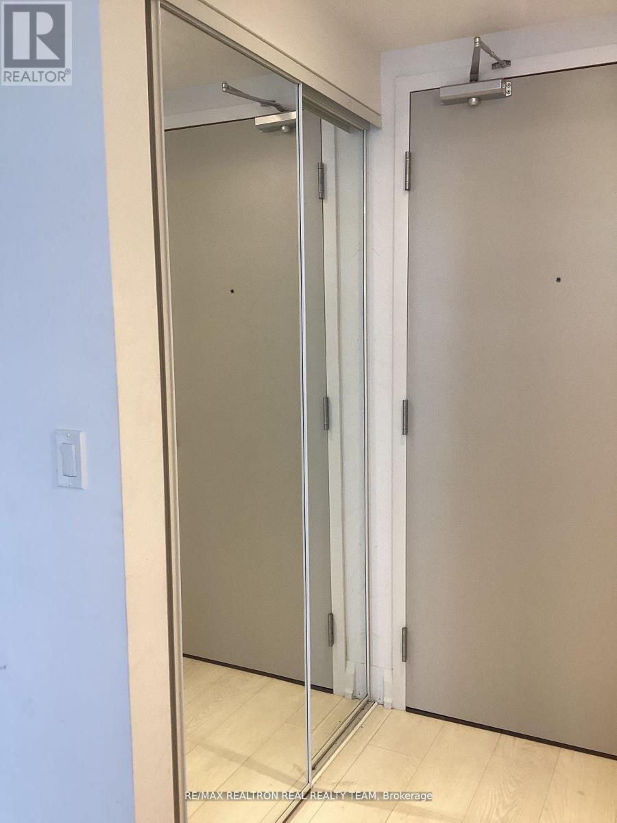 1404 - 30 Gibbs Road, Toronto, Ontario  M9B 0E4 - Photo 9 - W12508222