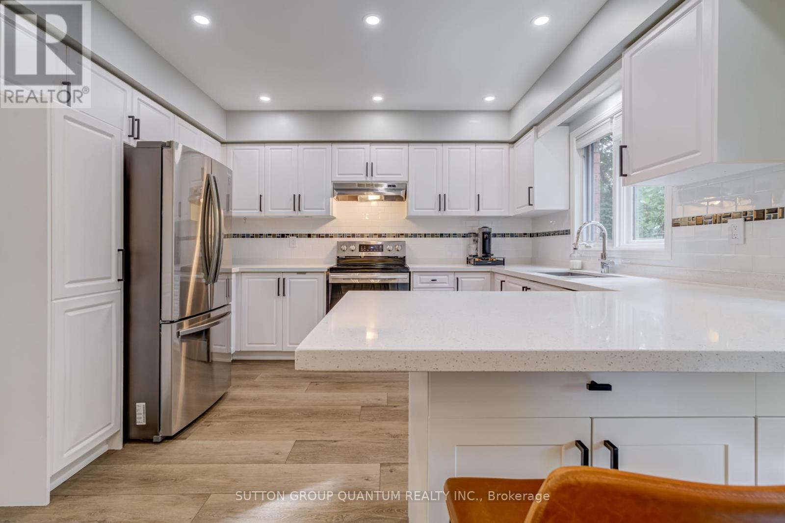 2140 Nightstar Drive, Oakville, Ontario  L6M 3R1 - Photo 14 - W12508240