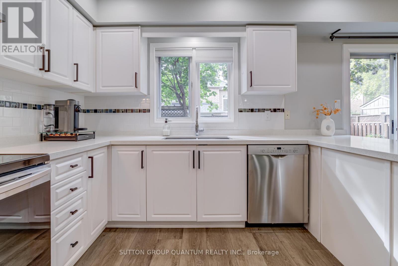 2140 Nightstar Drive, Oakville, Ontario  L6M 3R1 - Photo 17 - W12508240