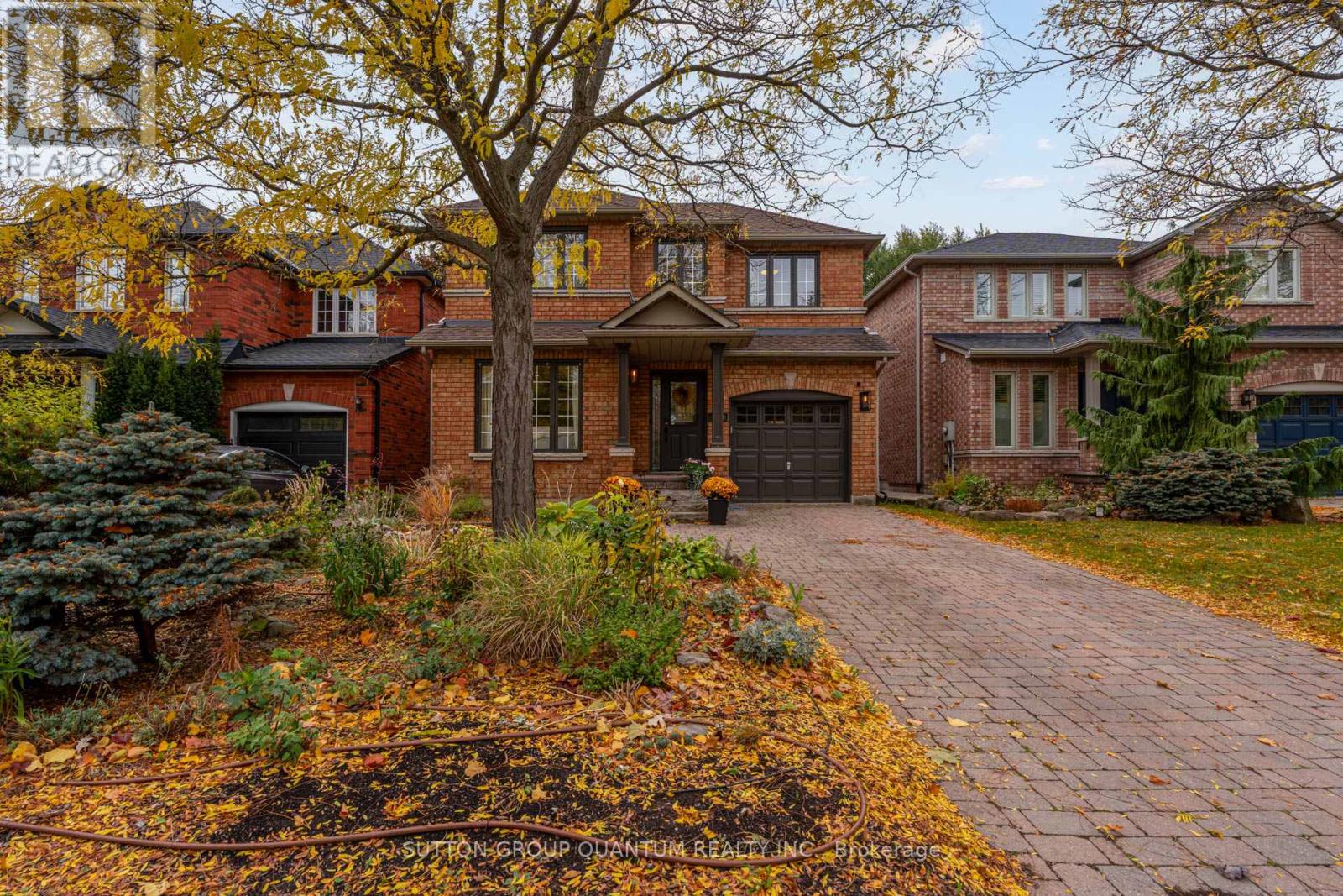 2140 Nightstar Drive, Oakville, Ontario  L6M 3R1 - Photo 2 - W12508240