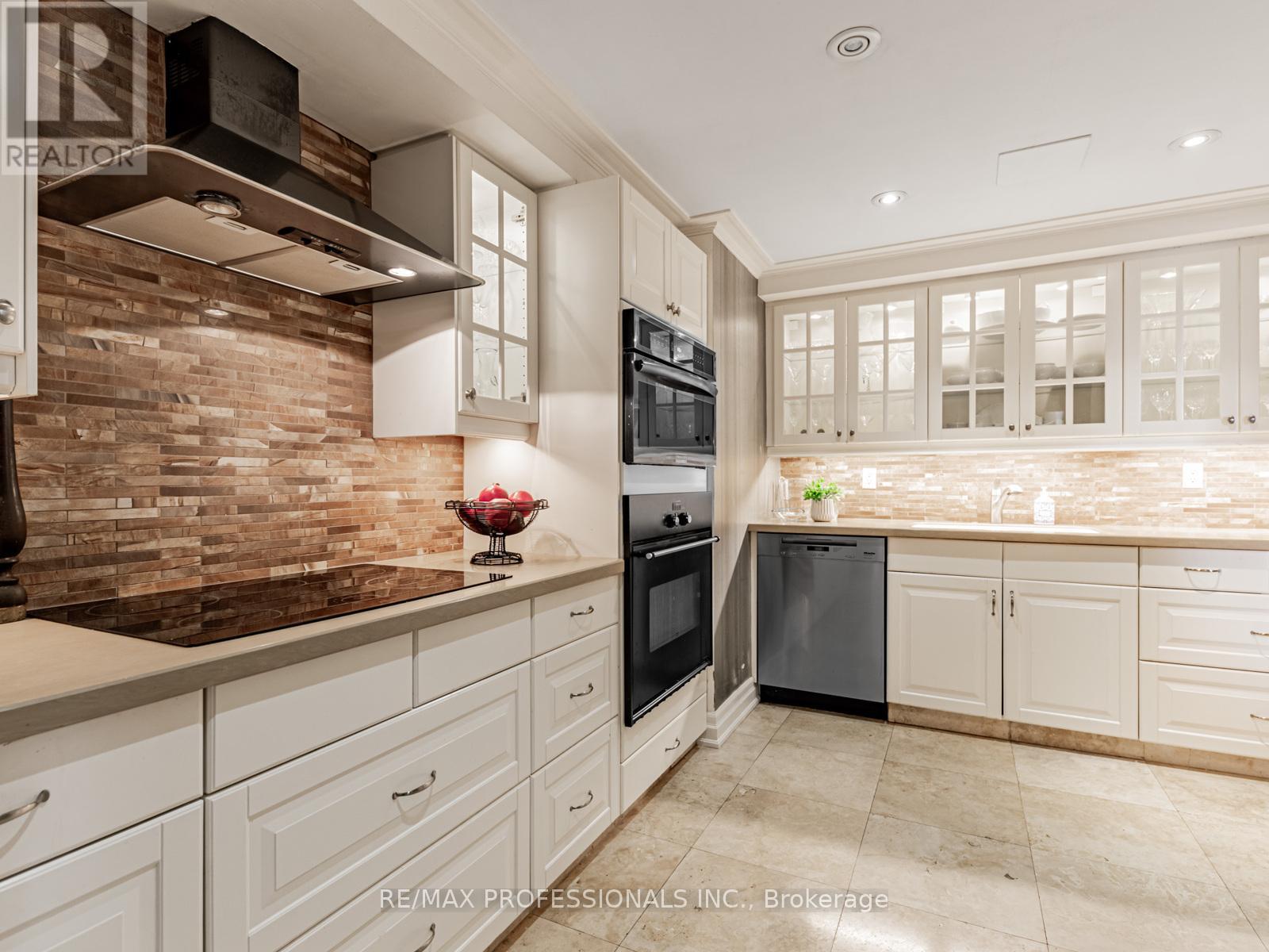 G17 - 300 Mill Road, Toronto, Ontario M9C 4W7 - Photo 5 - W12508246