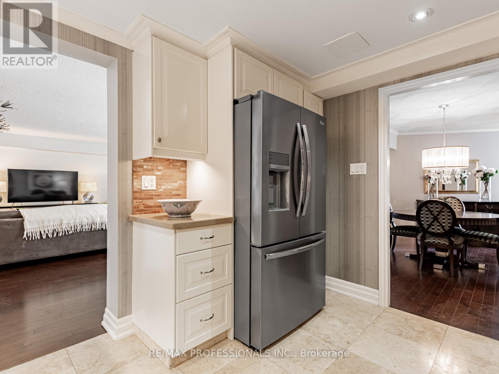 G17 - 300 Mill Road, Toronto, Ontario M9C 4W7 - Photo 7 - W12508246