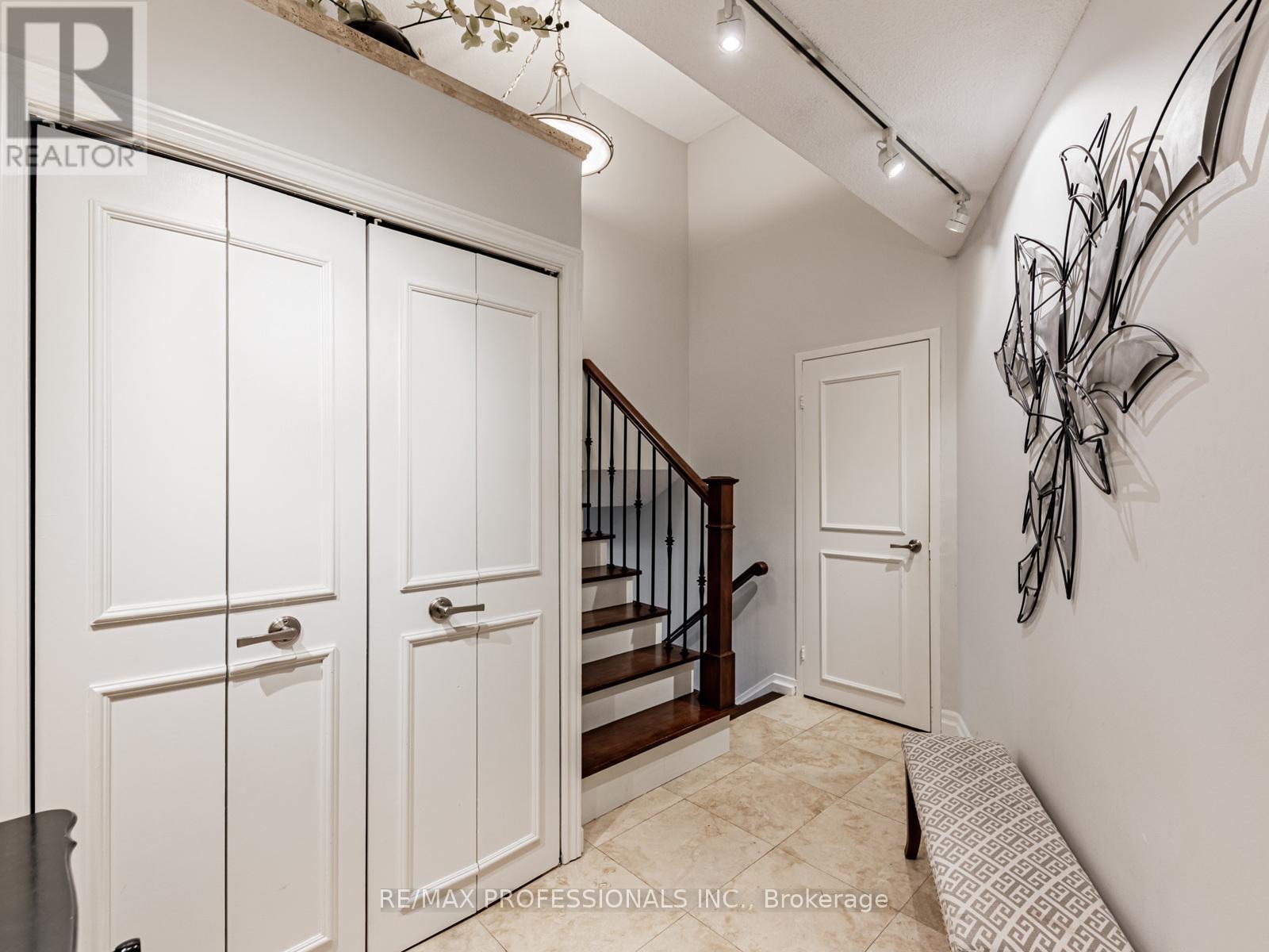 G17 - 300 Mill Road, Toronto, Ontario M9C 4W7 - Photo 9 - W12508246