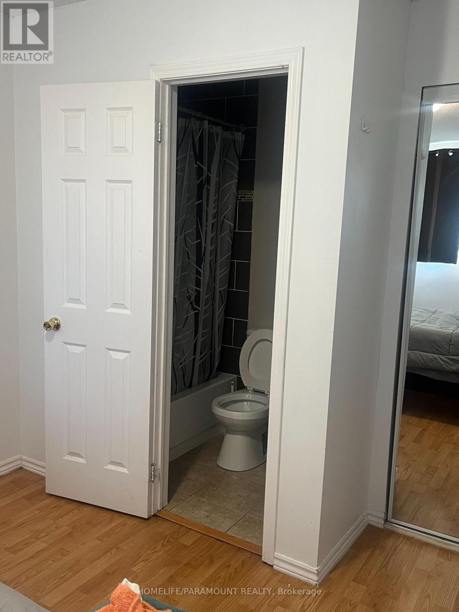 2nd Floor - 14 Mcgraw Avenue, Brampton, Ontario  L6X 3L9 - Photo 10 - W12508266