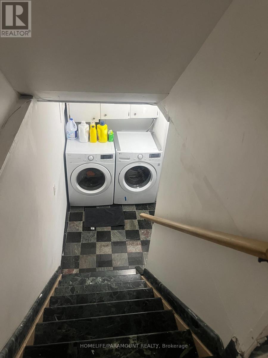 2nd Floor - 14 Mcgraw Avenue, Brampton, Ontario  L6X 3L9 - Photo 12 - W12508266