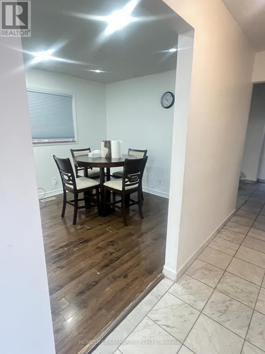 2nd Floor - 14 Mcgraw Avenue, Brampton, Ontario  L6X 3L9 - Photo 4 - W12508266