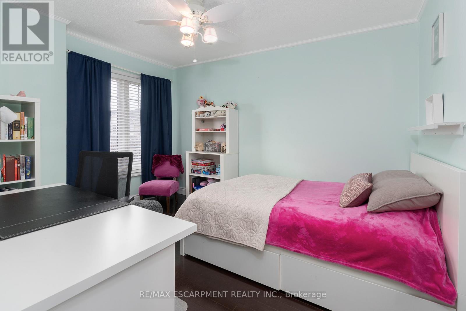 152 Waters Boulevard, Milton, Ontario  L9T 6K5 - Photo 16 - W12508272