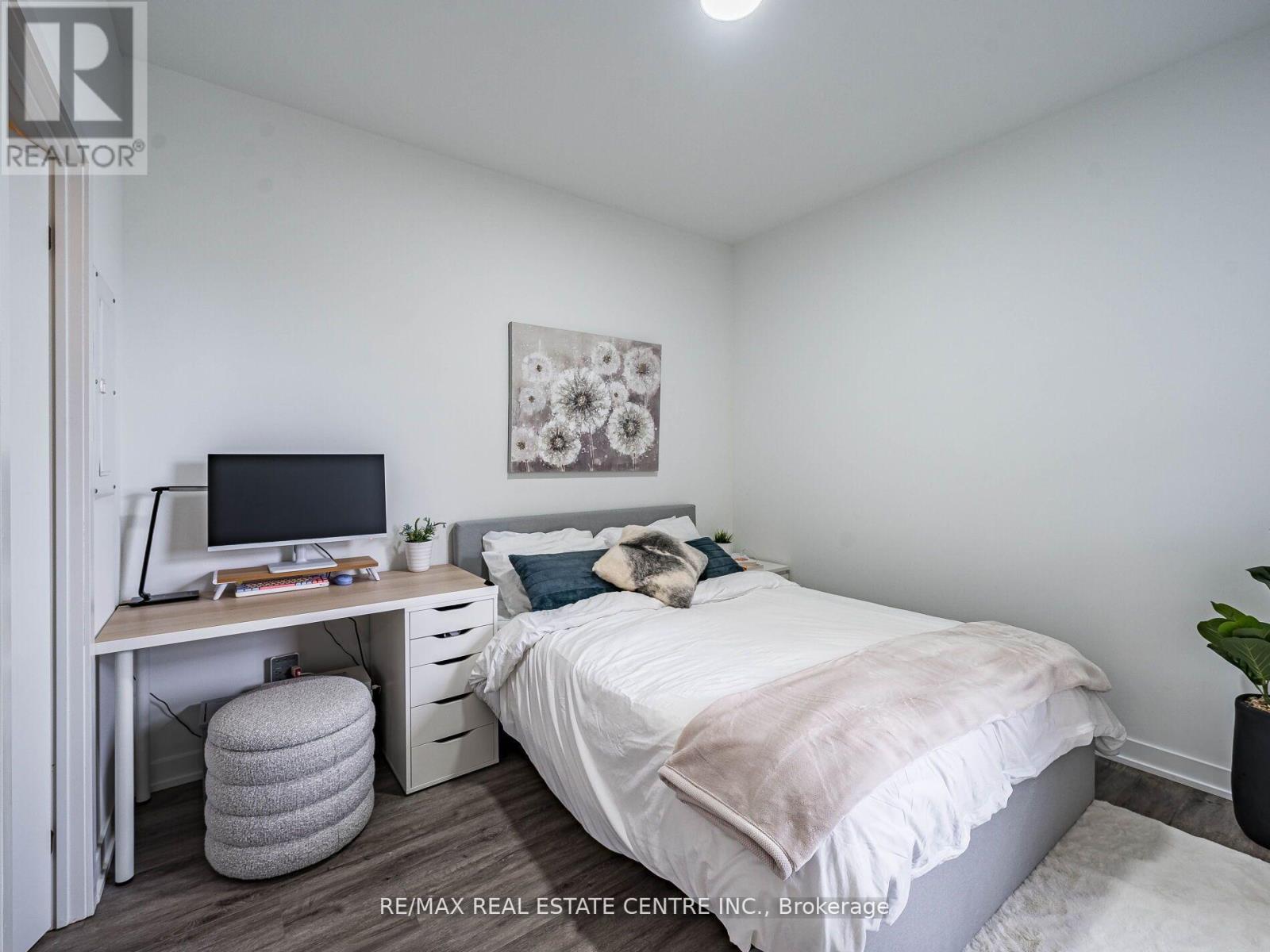 429 - 1787 St Clair Avenue W, Toronto (Weston-Pellam Park), Ontario  M6N 0B7 - Photo 21 - W12508290