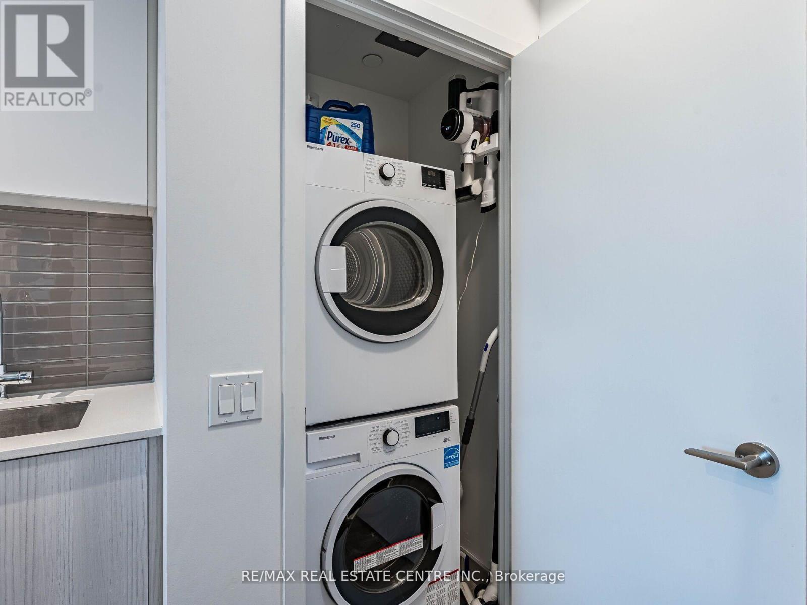 429 - 1787 St Clair Avenue W, Toronto (Weston-Pellam Park), Ontario  M6N 0B7 - Photo 28 - W12508290