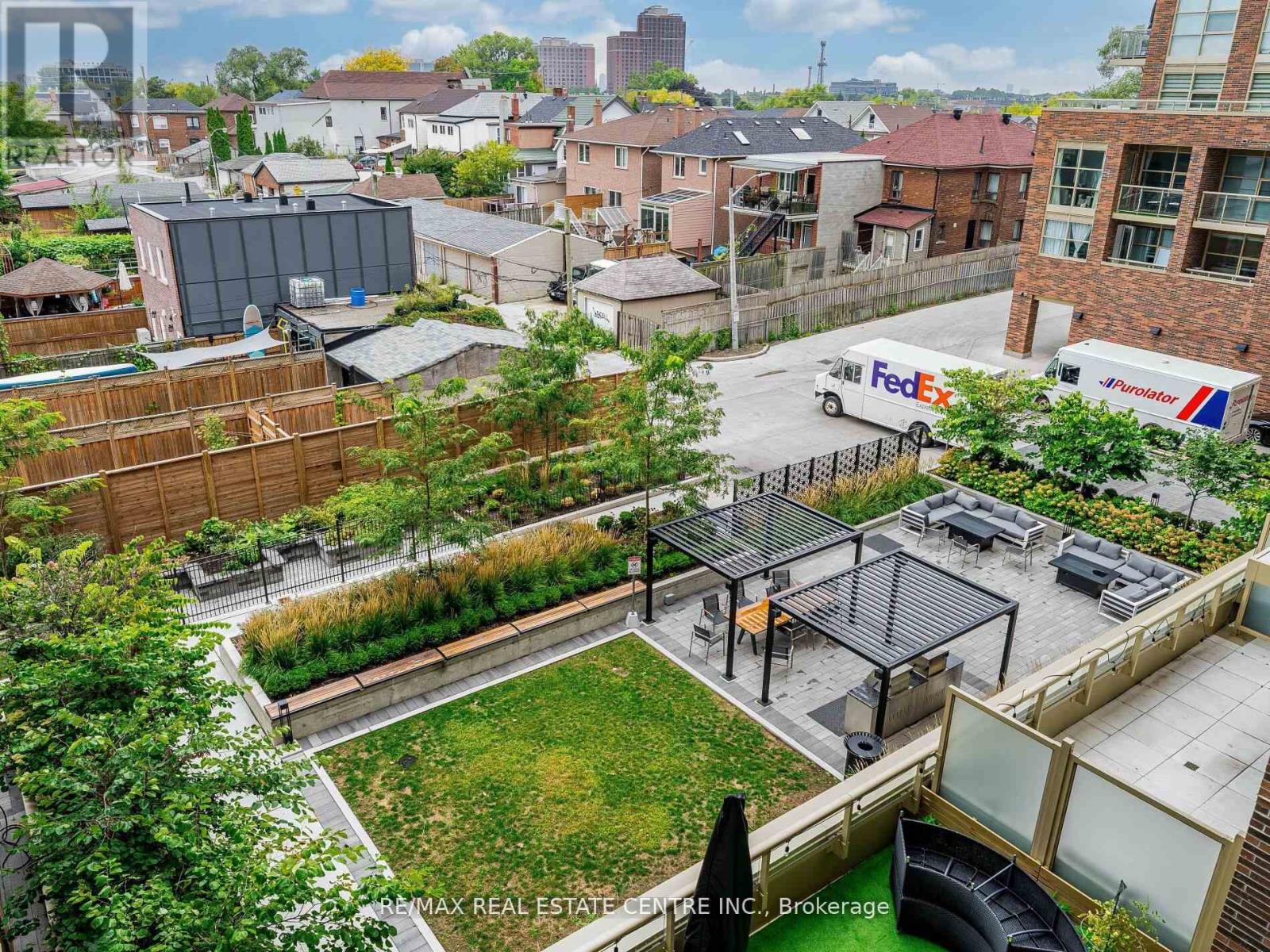 429 - 1787 St Clair Avenue W, Toronto (Weston-Pellam Park), Ontario  M6N 0B7 - Photo 31 - W12508290