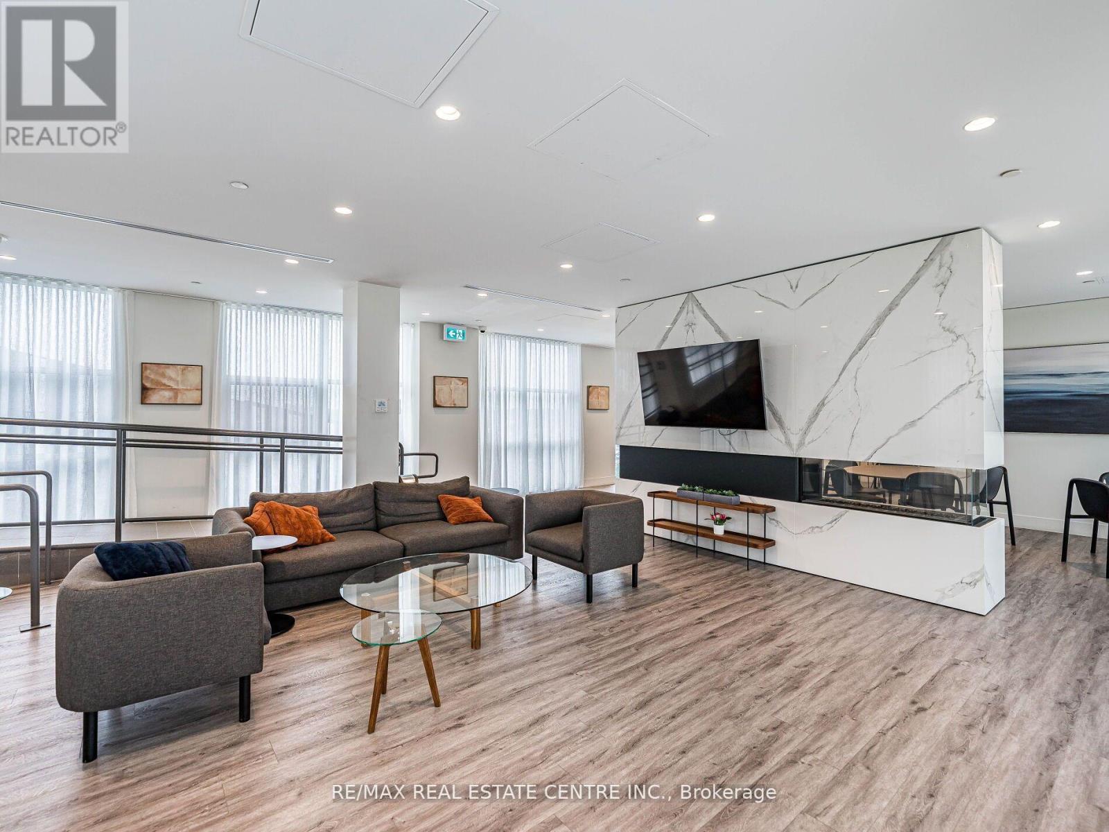 429 - 1787 St Clair Avenue W, Toronto (Weston-Pellam Park), Ontario  M6N 0B7 - Photo 33 - W12508290