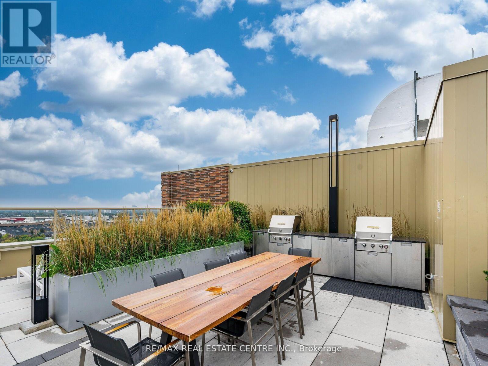 429 - 1787 St Clair Avenue W, Toronto (Weston-Pellam Park), Ontario  M6N 0B7 - Photo 35 - W12508290