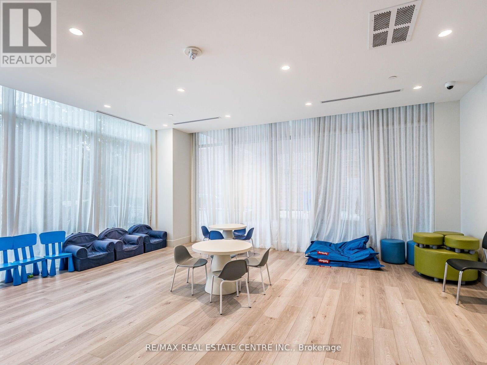 429 - 1787 St Clair Avenue W, Toronto (Weston-Pellam Park), Ontario  M6N 0B7 - Photo 39 - W12508290