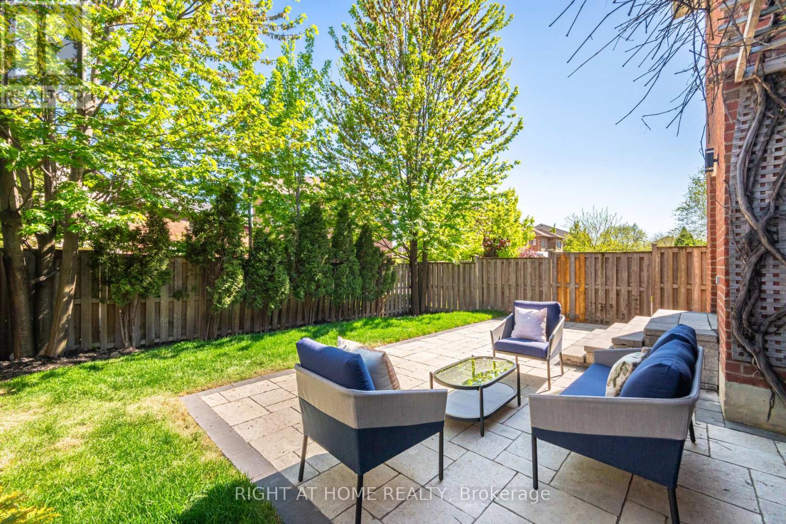 514 Huntington Ridge Drive, Mississauga, Ontario  L5R 2X7 - Photo 44 - W12508328