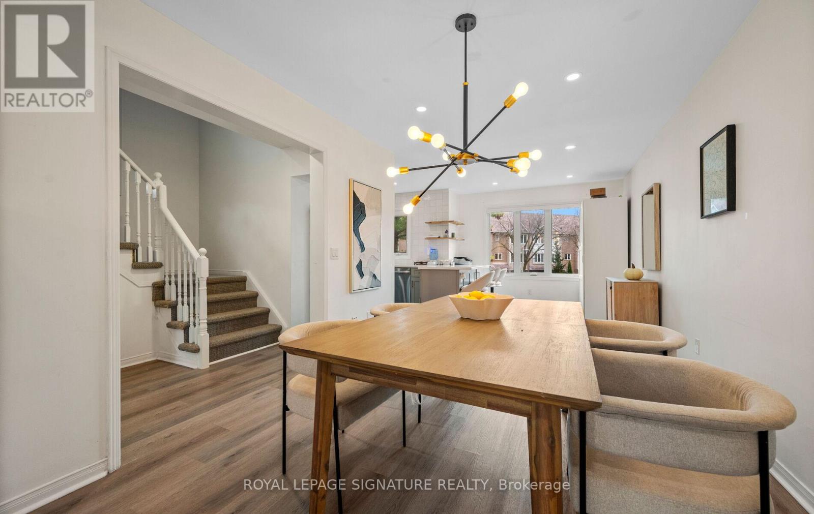 2320 STRAWFIELD COURT, Oakville, Ontario