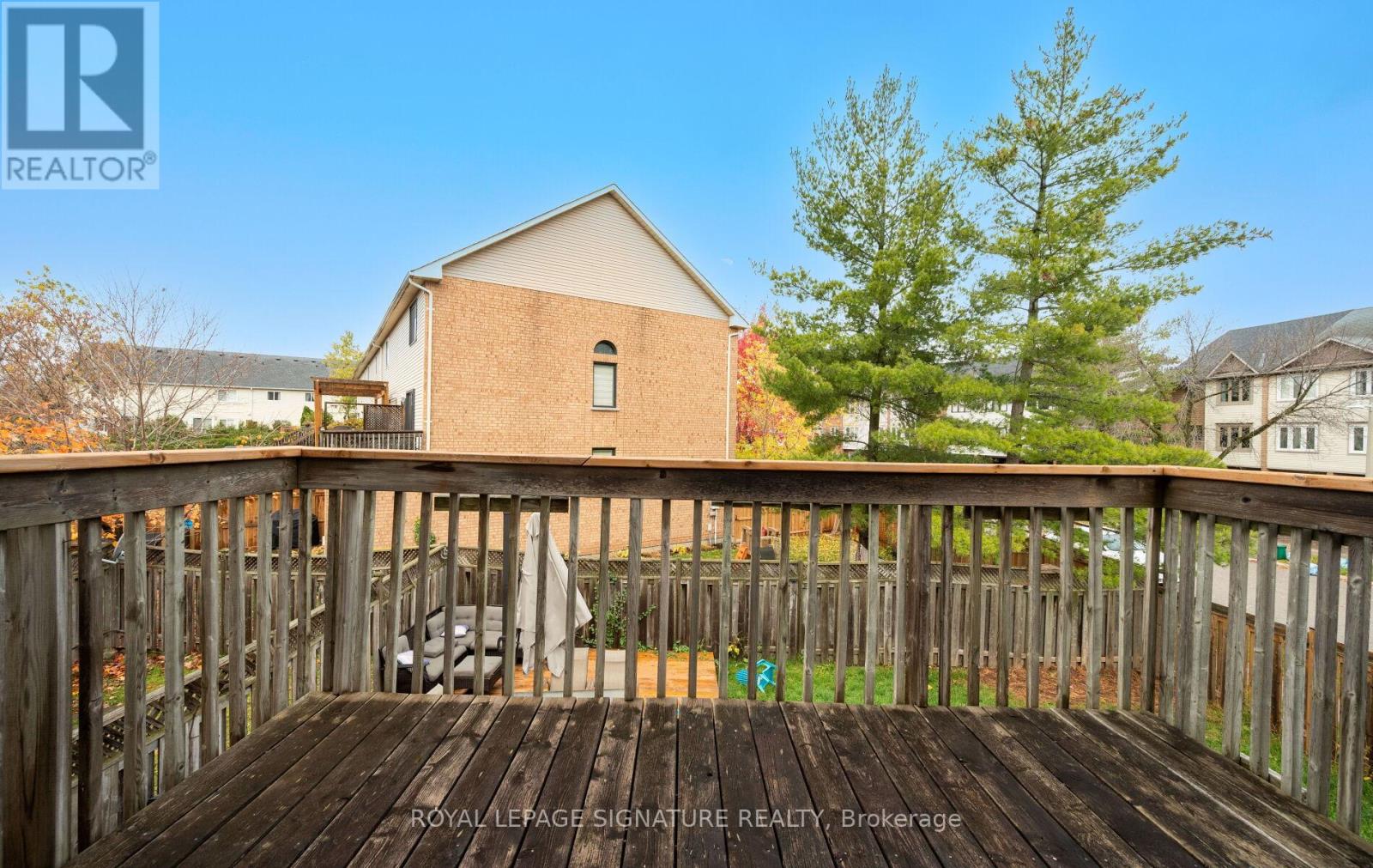 2320 Strawfield Court, Oakville, Ontario  L6H 6C2 - Photo 15 - W12508334