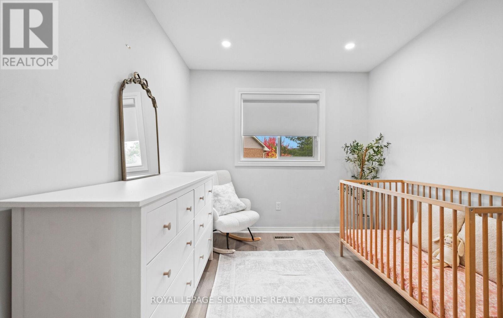 2320 Strawfield Court, Oakville, Ontario  L6H 6C2 - Photo 31 - W12508334