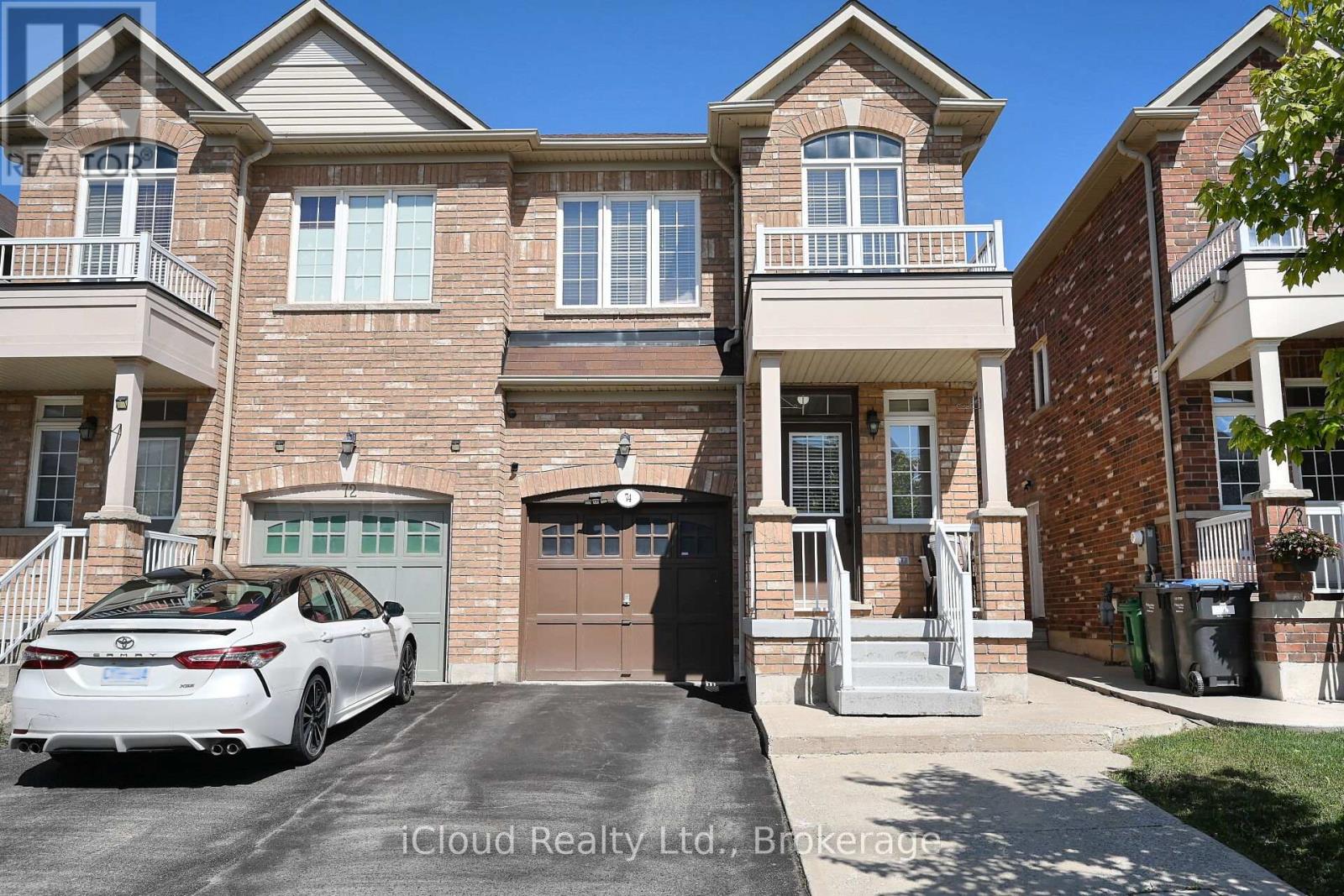 74 CRUMLIN CRESCENT, Brampton, Ontario