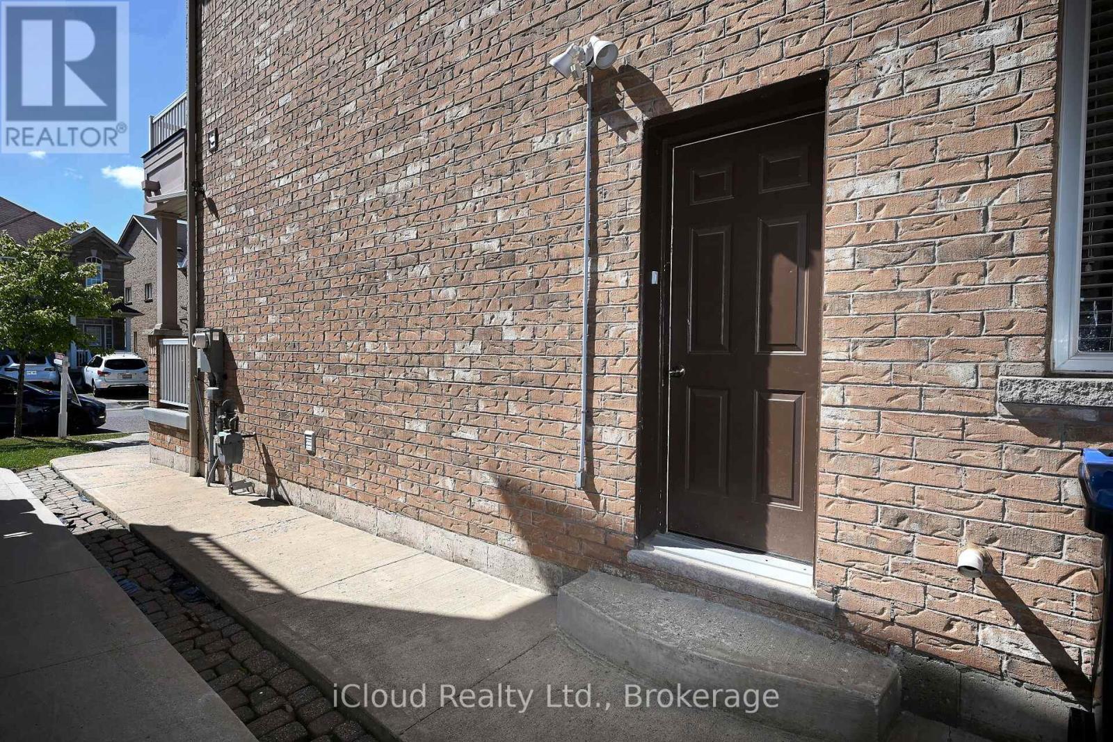 74 Crumlin Crescent, Brampton, Ontario  L6X 0Y3 - Photo 46 - W12508340