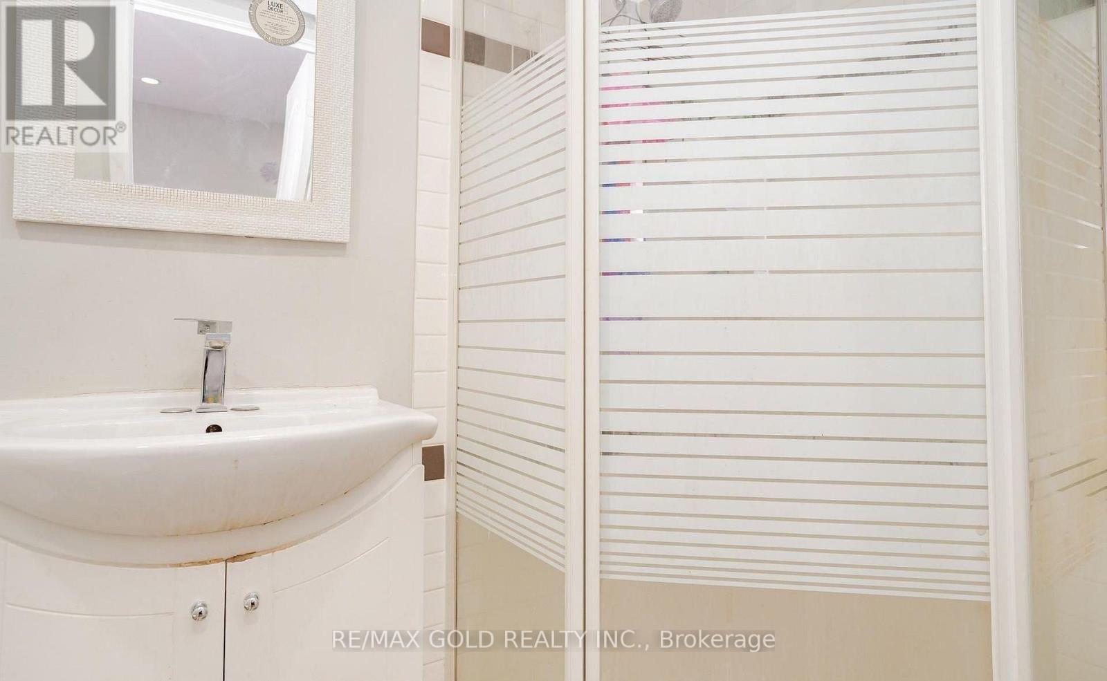 65 Abell Drive, Brampton, Ontario  L6V 2W1 - Photo 14 - W12508358