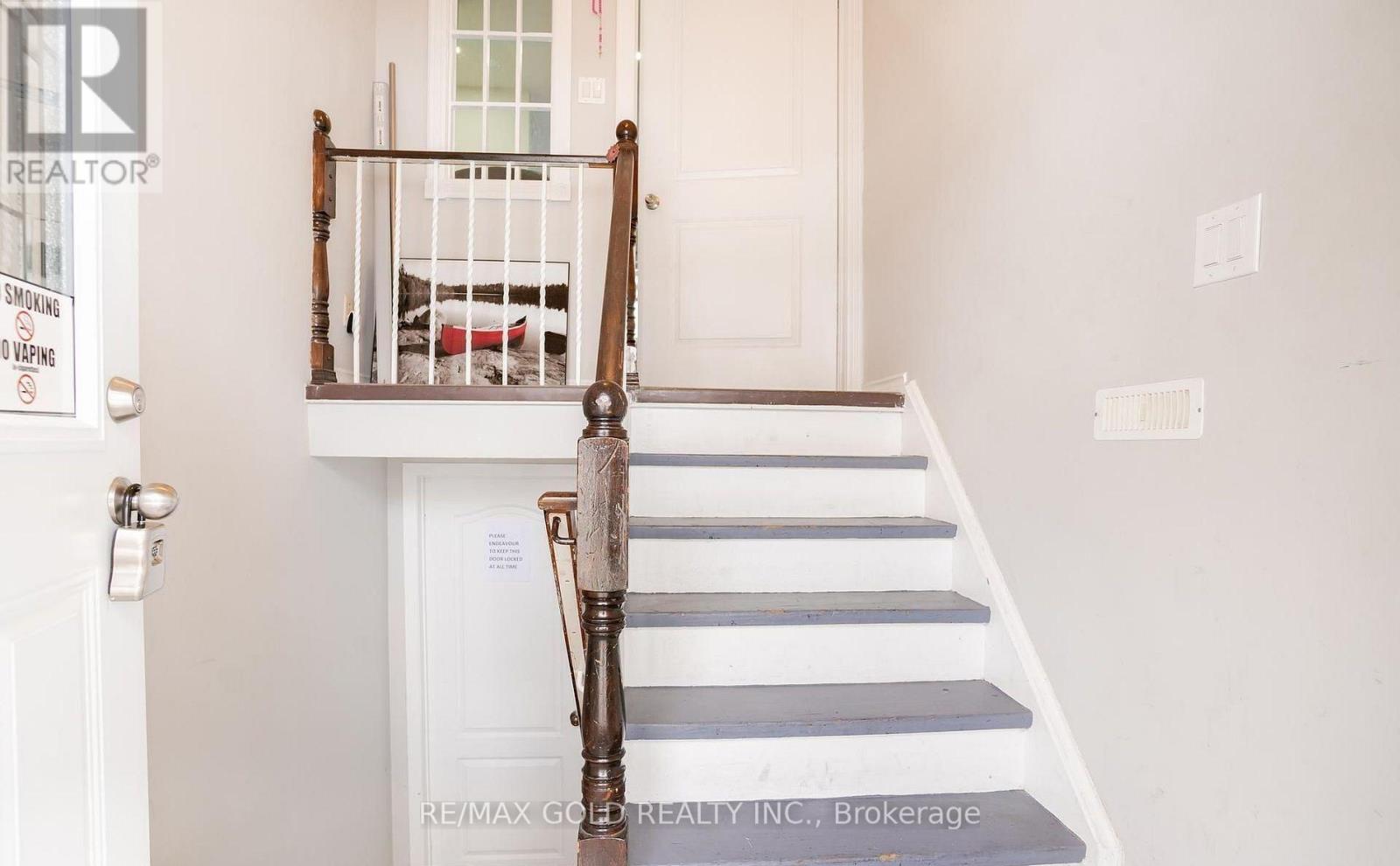 65 Abell Drive, Brampton, Ontario  L6V 2W1 - Photo 4 - W12508358