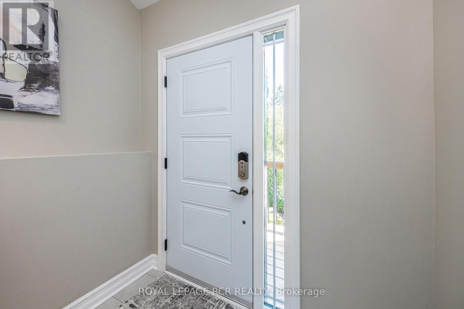 133 Goldgate Crescent, Orangeville, Ontario  L9W 4C2 - Photo 5 - W12508366