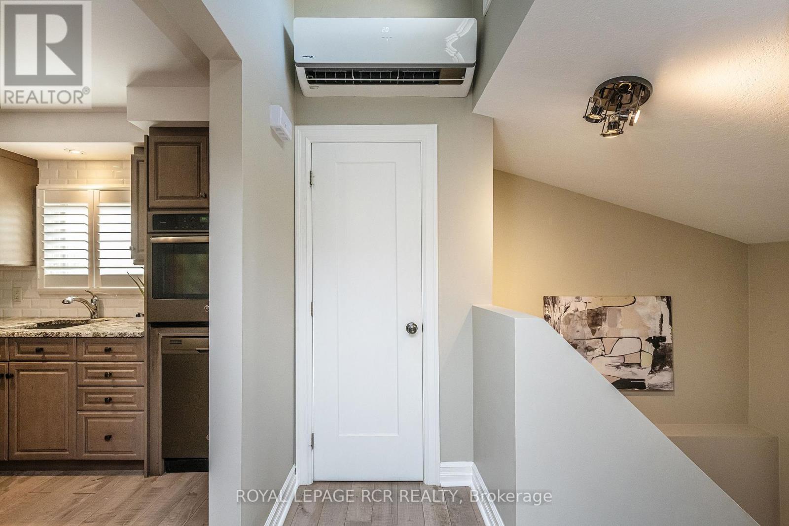 133 Goldgate Crescent, Orangeville, Ontario  L9W 4C2 - Photo 8 - W12508366