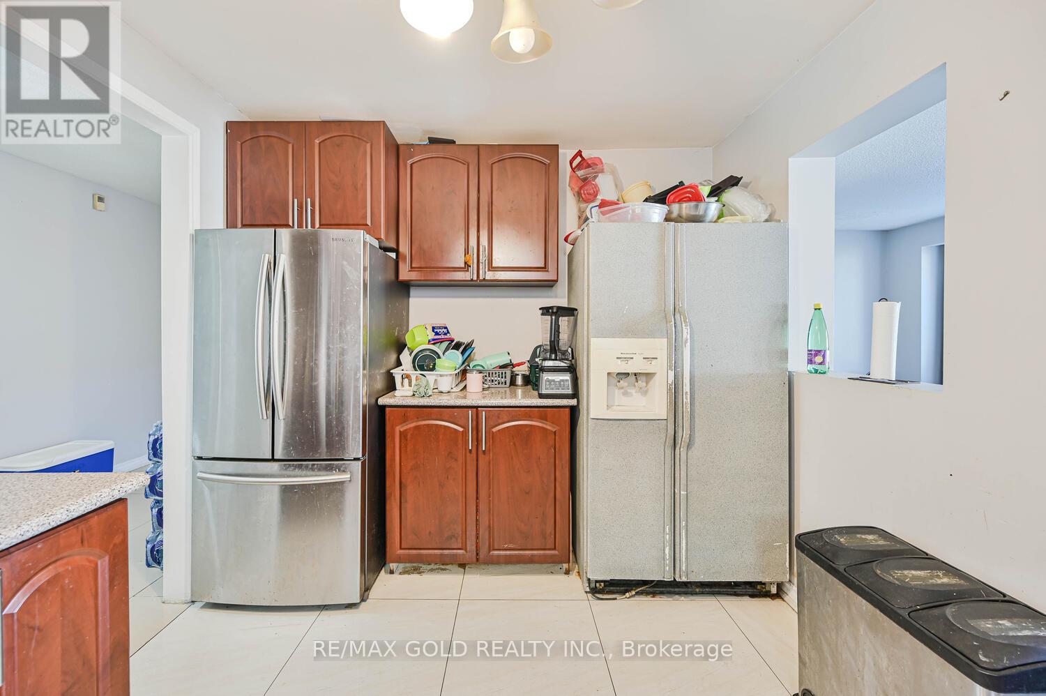 35 Horne Drive, Brampton, Ontario  L6V 2V2 - Photo 17 - W12508382