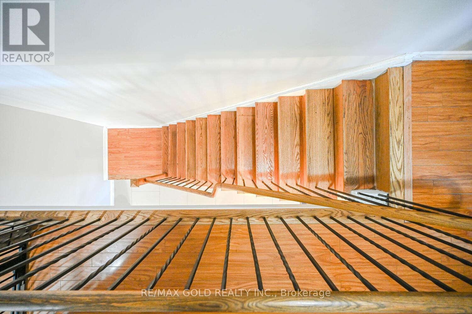 35 Horne Drive, Brampton, Ontario  L6V 2V2 - Photo 21 - W12508382