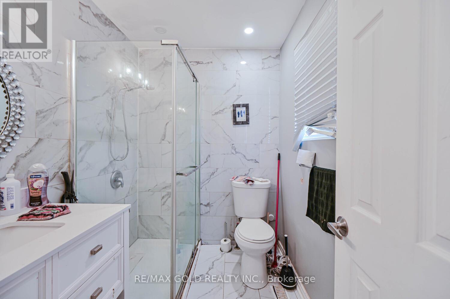 35 Horne Drive, Brampton, Ontario  L6V 2V2 - Photo 26 - W12508382