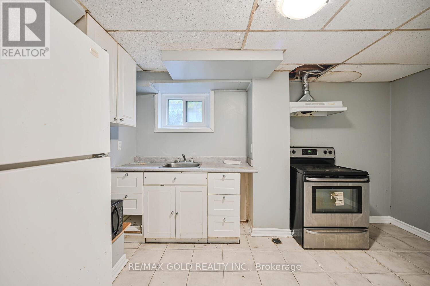 35 Horne Drive, Brampton, Ontario  L6V 2V2 - Photo 35 - W12508382