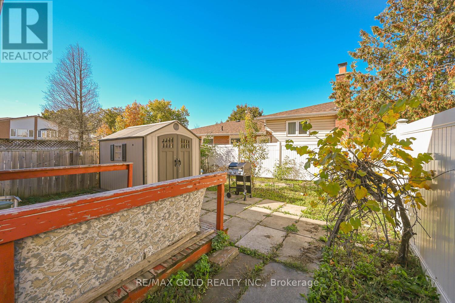 35 Horne Drive, Brampton, Ontario  L6V 2V2 - Photo 39 - W12508382