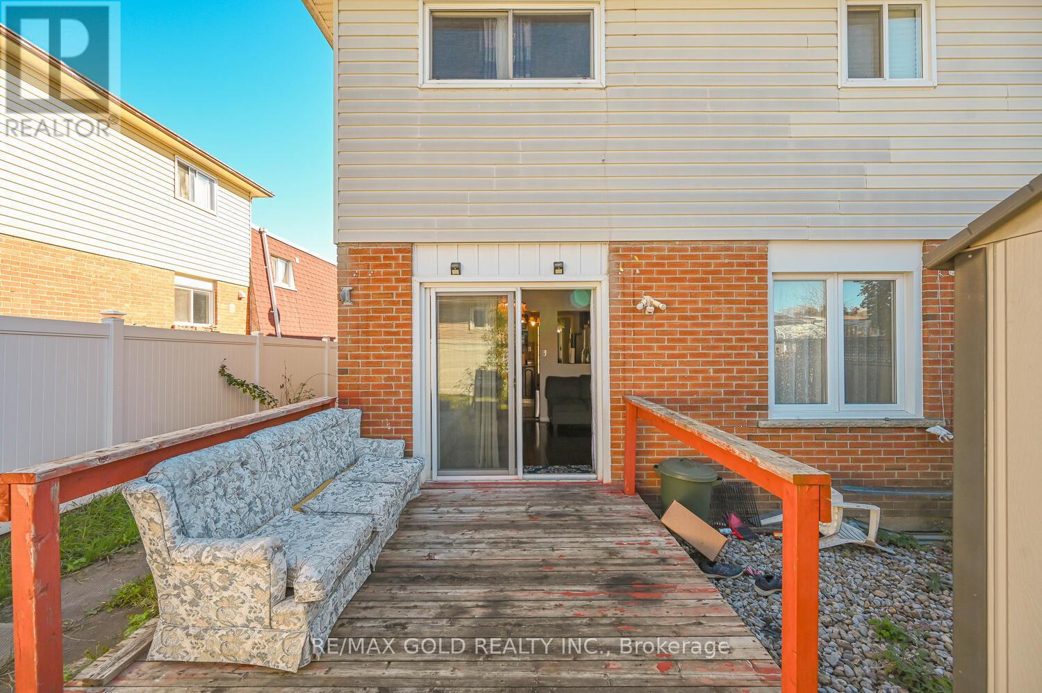 35 Horne Drive, Brampton, Ontario  L6V 2V2 - Photo 40 - W12508382