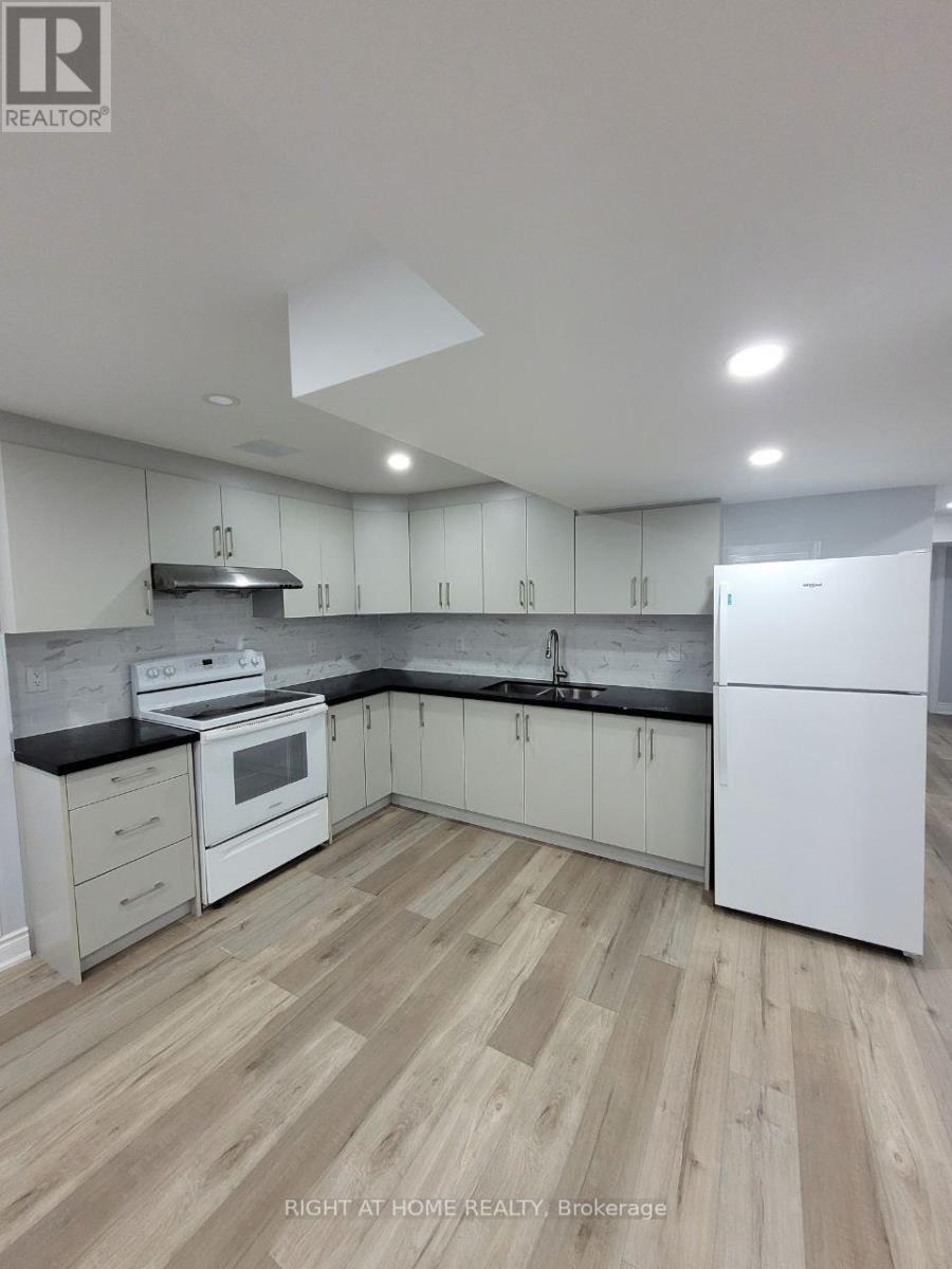 Lower - 88 Snowcap Road, Brampton, Ontario  L6R 1W2 - Photo 2 - W12508390