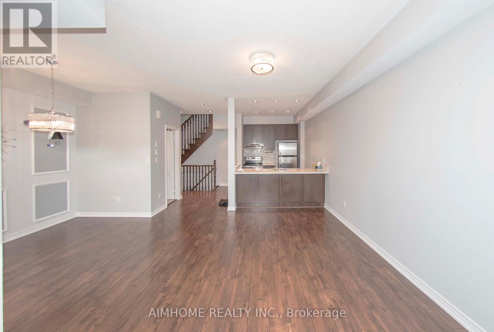 37 - 2435 Greenwich Drive, Oakville, Ontario  L6M 0S4 - Photo 2 - W12508420