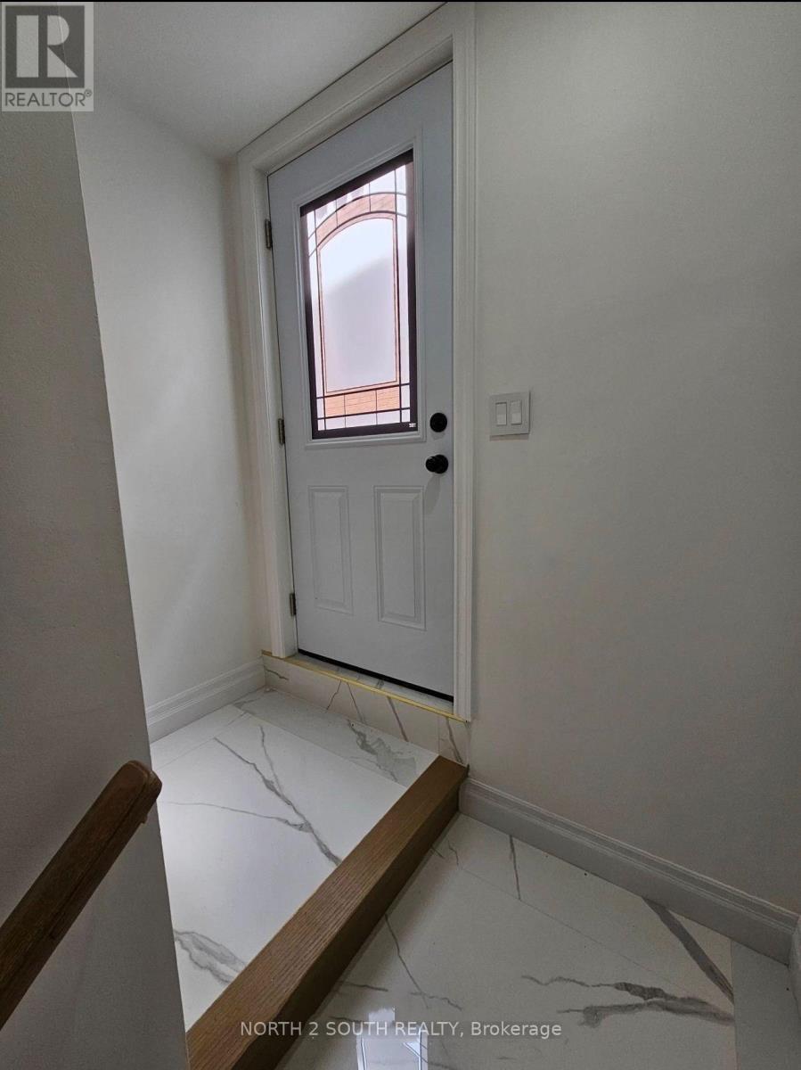 Bsmt - 34 Natalie Court, Brampton, Ontario  L6S 5T2 - Photo 2 - W12508448